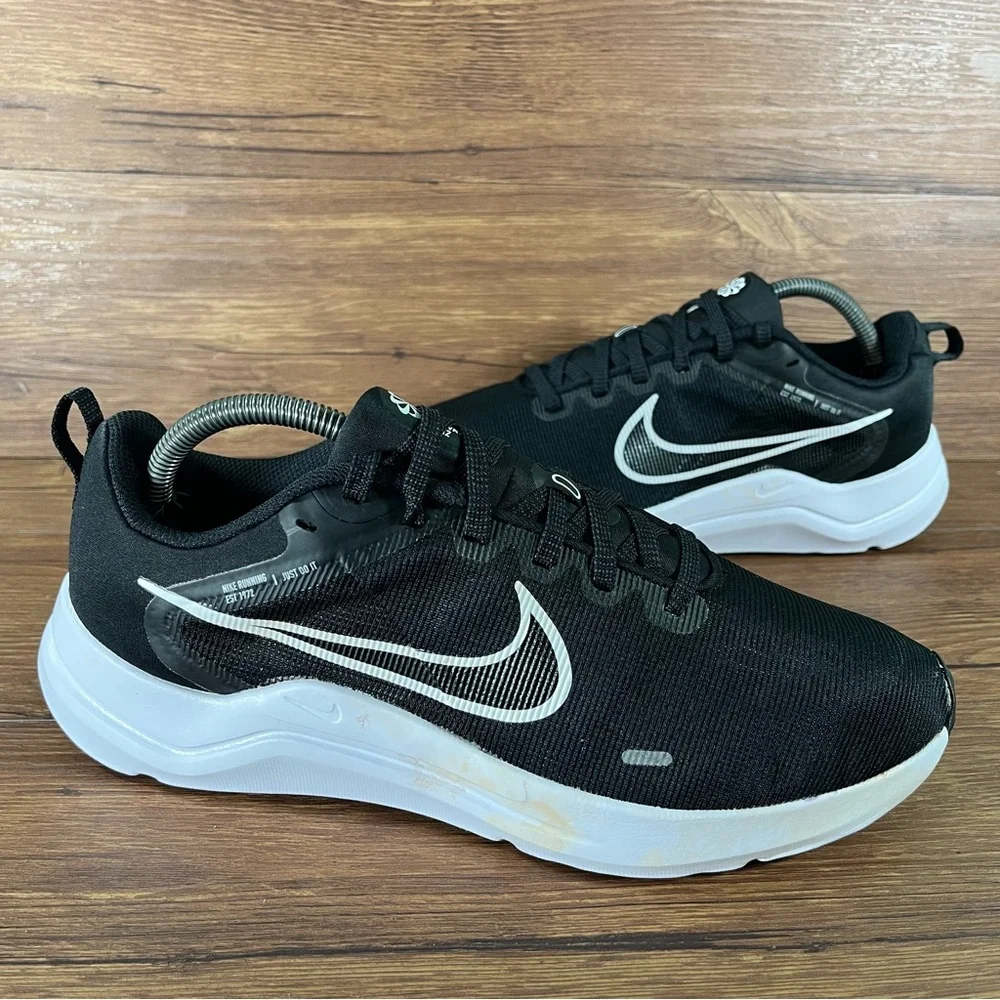 Nike Downshifter 12 Running Shoes‎ Men’s Size 9 Athletic Sneakers
